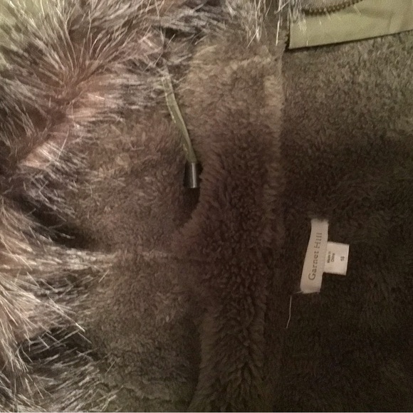 New Anorak coat from GARNET HILL, size 16. Color army green with faux fur lining - Picture 8 of 8